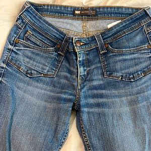 Levi’s Demi Curve Low Rise Skinny